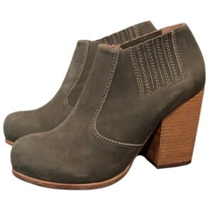 Jeffrey Campbell Yorktown Suede Chunky Ankle Booties Women’s Size 9.5